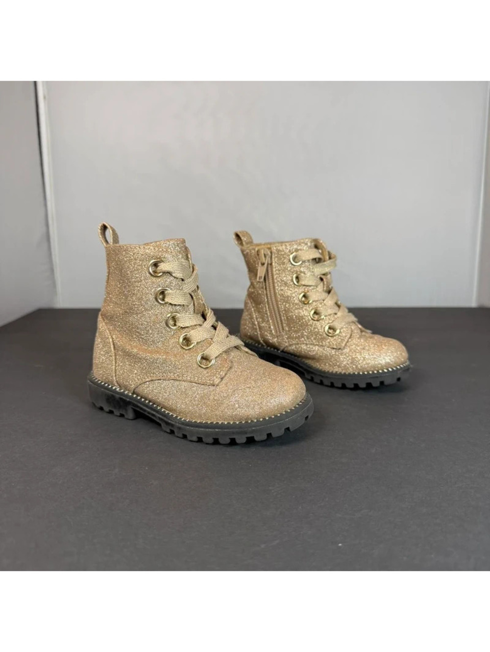 Cynthia Rowley Girls Gold Glitter Combat Boots Toddler Size 6 Zip close EUC